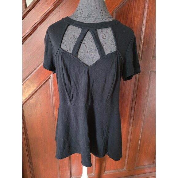 Torrid Black Short Sleeve Peplum Top With Cut-Out Neckline Large - Picture 1 of 5